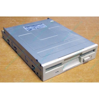 Флоппи-дисковод 3.5" Samsung SFD-321B белый (Находка)