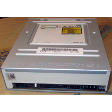 CDRW TSST SR-M8202 IDE white (Находка)